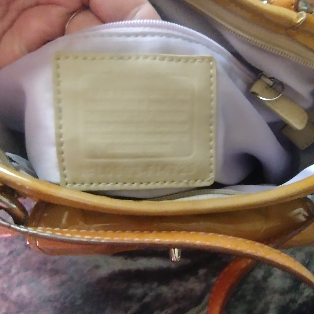 Coach Glossy Tan Shoulder Bag - Picture 2 of 5